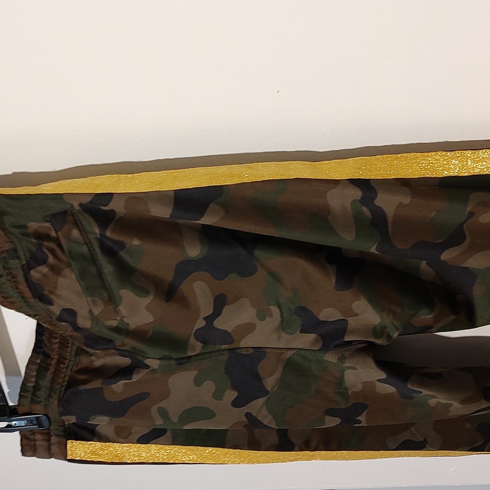 Rebel Minds Men Camouflage Gold Stripe Track Pants - Picture 4 of 8